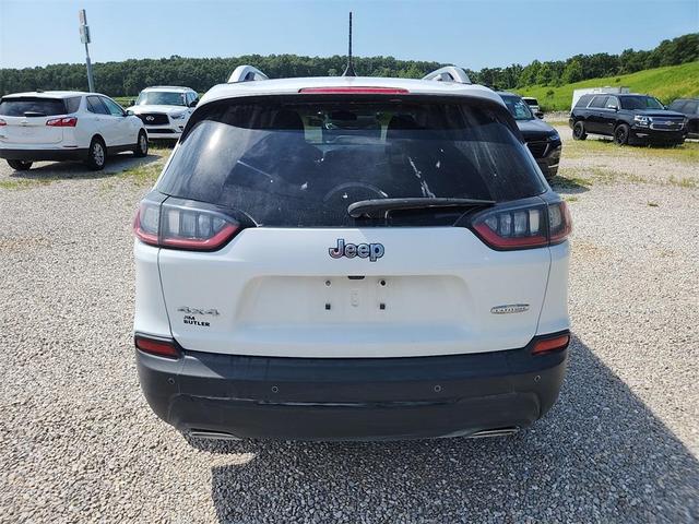 Photo of 2019 Bright White Clearcoat Jeep Cherokee