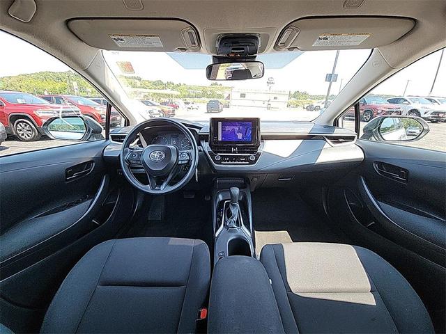 Photo of 2024 Classic Silver Metallic Toyota Corolla