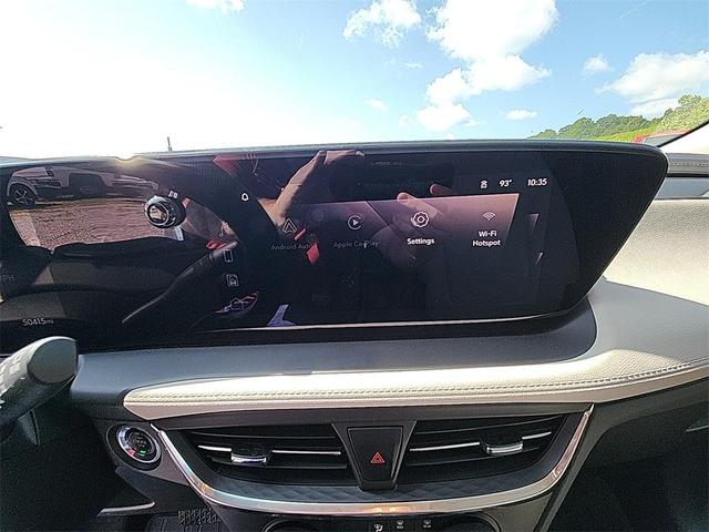Photo of 2024 Summit White Buick Encore GX