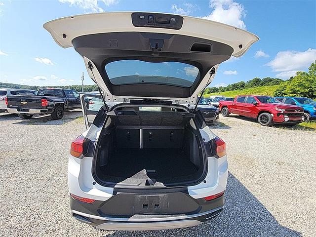Photo of 2024 Summit White Buick Encore GX
