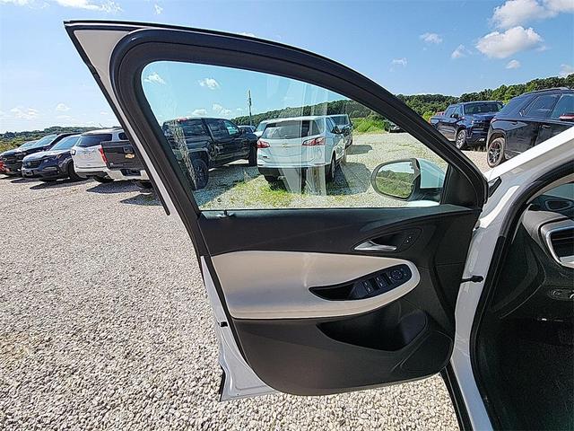 Photo of 2024 Summit White Buick Encore GX
