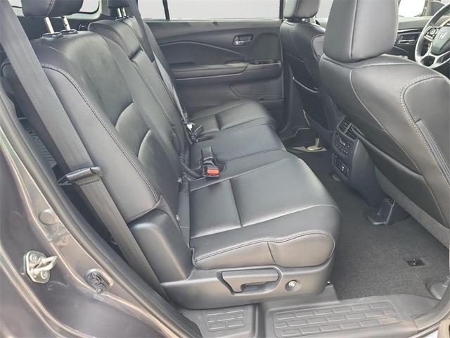Photo of 2020 Modern Steel Metallic Honda Pilot