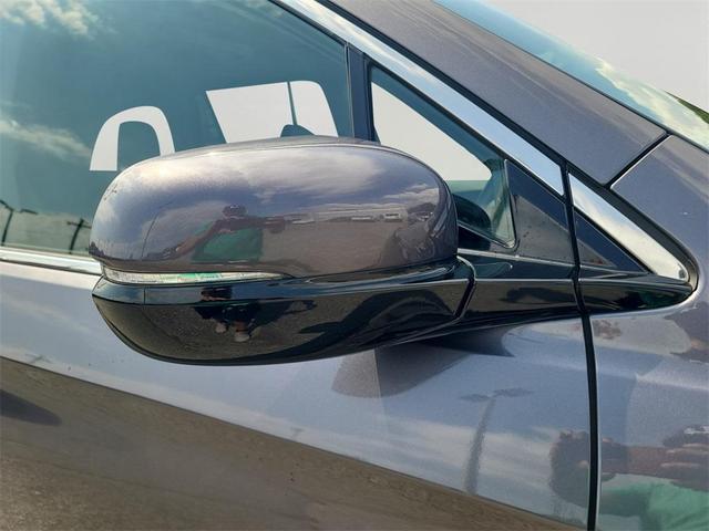 Photo of 2020 Modern Steel Metallic Honda Pilot