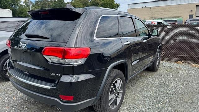 Photo of 2019 Diamond Black Jeep Grand Cherokee