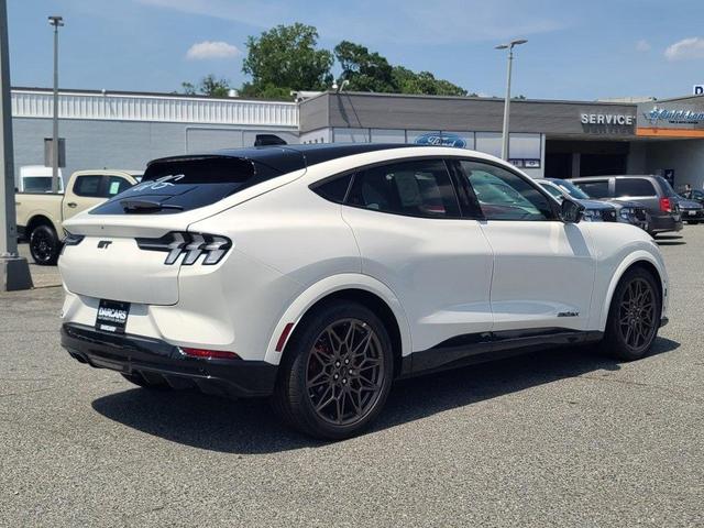 Photo of 2025 Star White Ford Mustang Mach-E