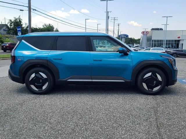 Photo of 2026 Desert Wind Kia EV9