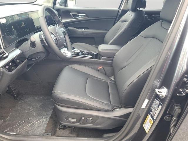 Photo of 2025 Gravity Gray Kia Sportage Hybrid