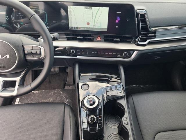 Photo of 2025 Gravity Gray Kia Sportage Hybrid