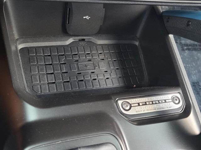 Photo of 2024 Carbonized Gray Metallic Ford Bronco