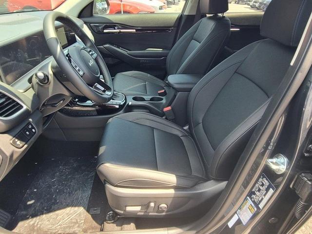 Photo of 2025 Gravity Gray Kia Seltos