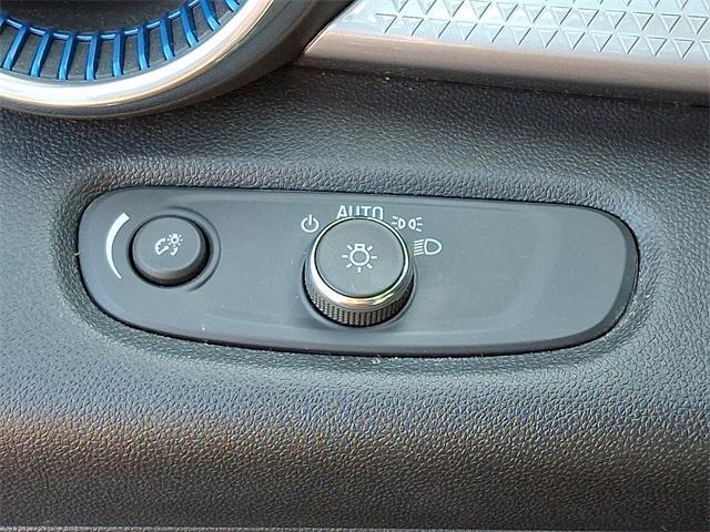 Photo of 2025 Sterling Gray Metallic Chevrolet Trax