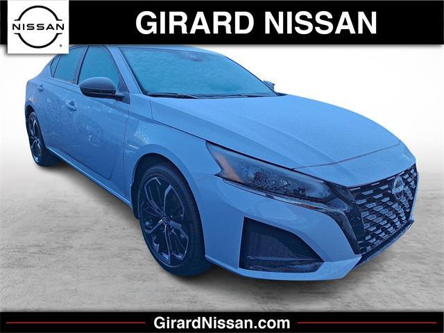 Photo of 2025 Gray Sky Pearl Nissan Altima