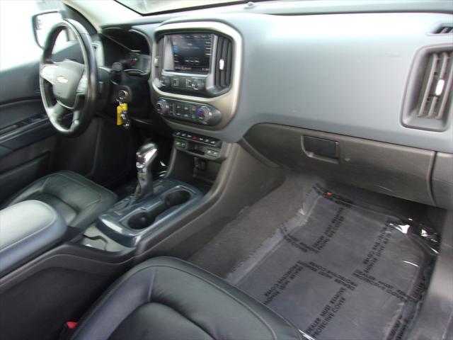 Photo of 2022 Bright Blue Metallic Chevrolet Colorado
