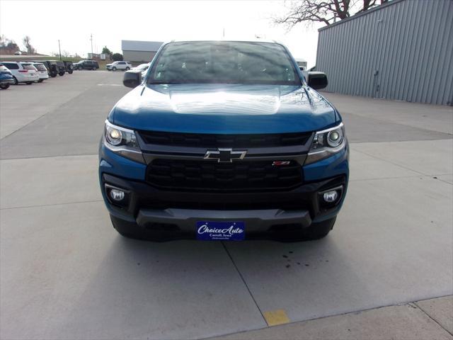 Photo of 2022 Bright Blue Metallic Chevrolet Colorado