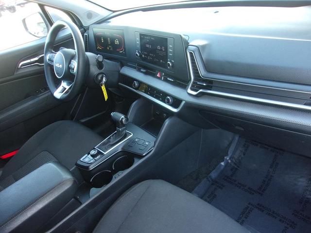 Photo of 2023 Steel Gray Kia Sportage