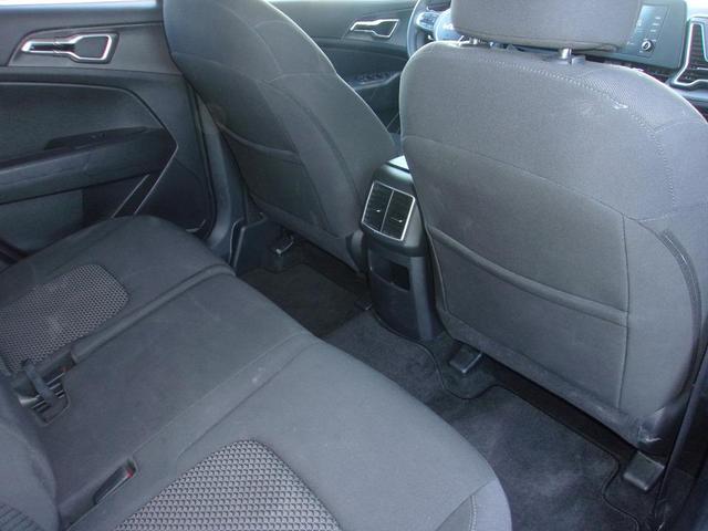 Photo of 2023 Steel Gray Kia Sportage