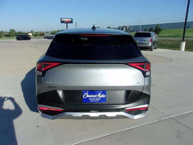 Photo of 2023 Steel Gray Kia Sportage