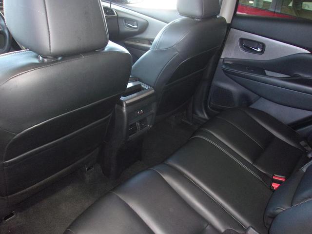 Photo of 2023 Super Black Nissan Murano