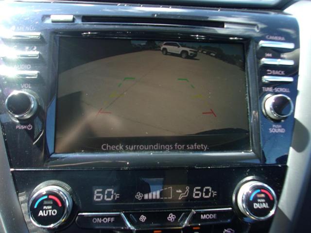 Photo of 2023 Super Black Nissan Murano