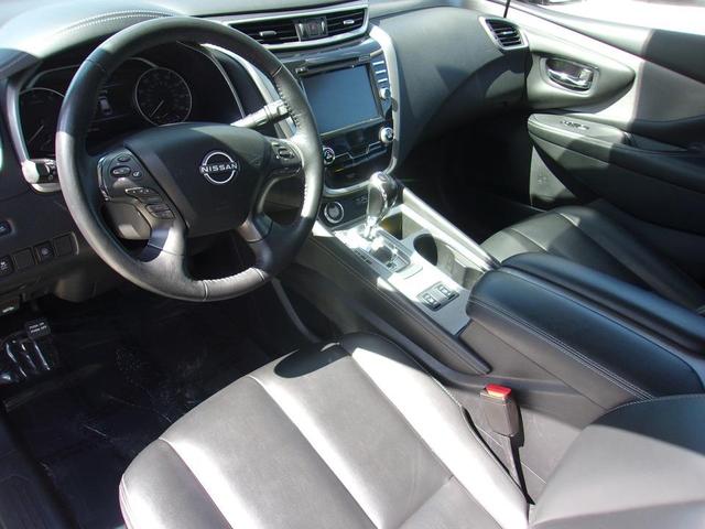 Photo of 2023 Super Black Nissan Murano
