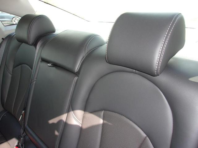 Photo of 2019 White Frost Tricoat Buick LaCrosse