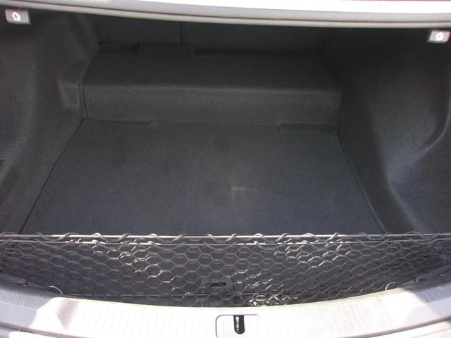 Photo of 2019 White Frost Tricoat Buick LaCrosse