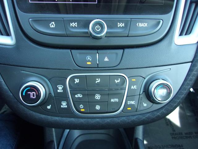 Photo of 2024 Summit White Chevrolet Malibu