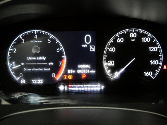 Photo of 2024 Platinum White Pearl Honda Civic