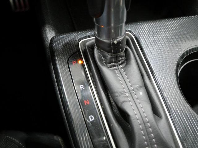 Photo of 2024 Platinum White Pearl Honda Civic