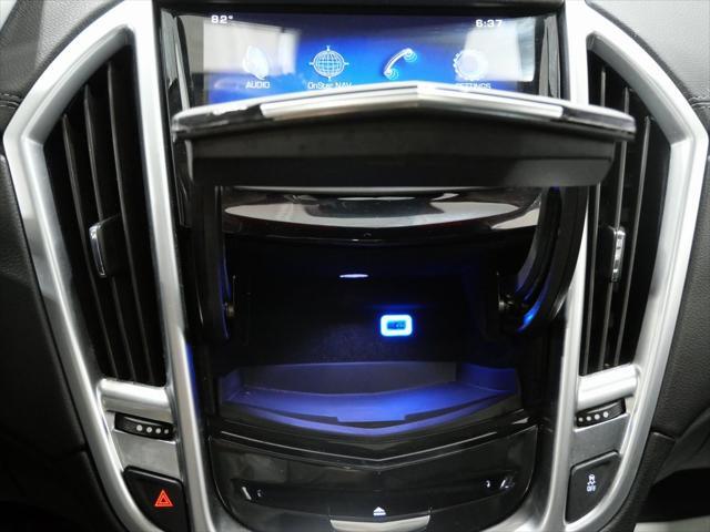 Photo of 2016 Platinum Ice Tricoat Cadillac SRX