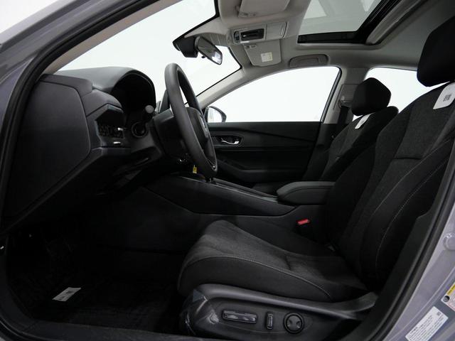Photo of 2026 Blue Honda CR-V Hybrid
