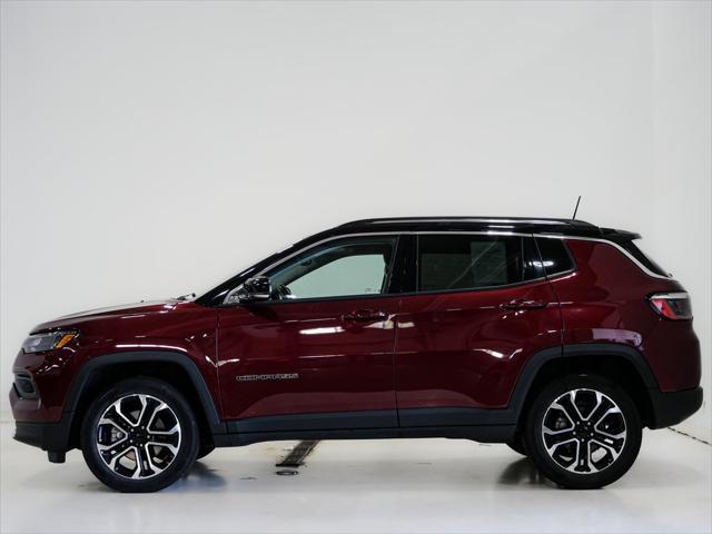 Photo of 2022 Velvet Red Pearlcoat Jeep Compass