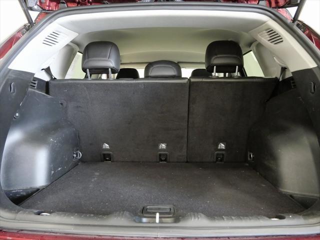 Photo of 2022 Velvet Red Pearlcoat Jeep Compass