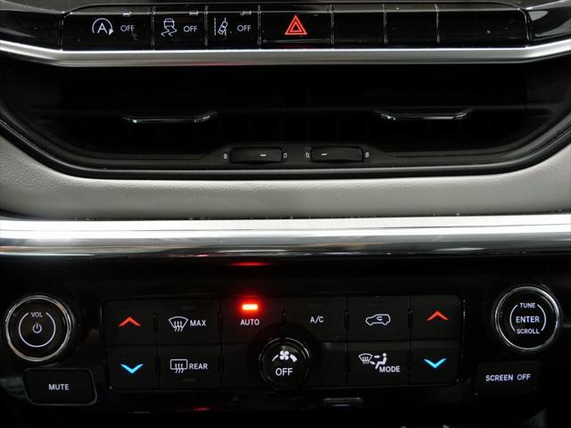 Photo of 2022 Velvet Red Pearlcoat Jeep Compass