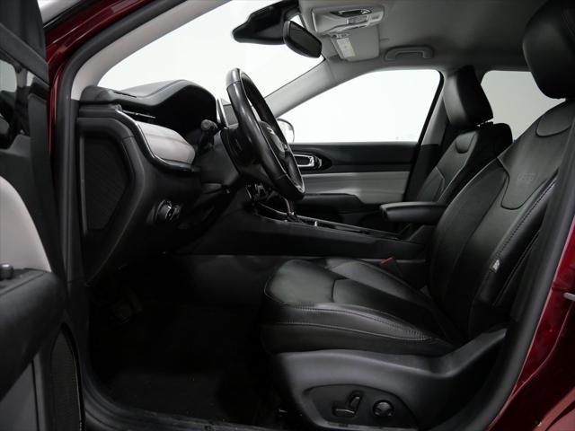 Photo of 2022 Velvet Red Pearlcoat Jeep Compass