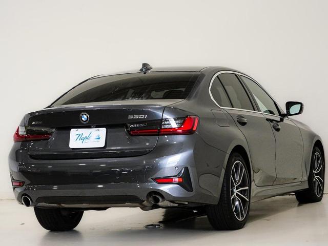 Photo of 2022 Mineral Grey Metallic BMW 330