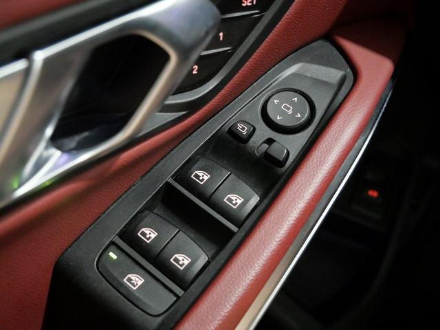 Photo of 2022 Mineral Grey Metallic BMW 330