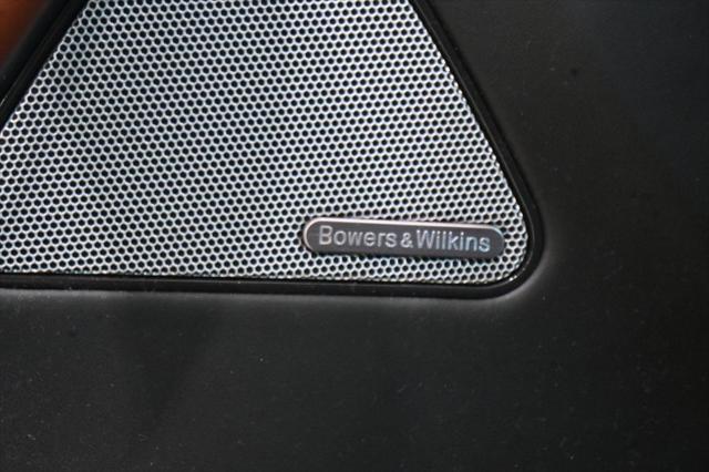 Photo of 2017 Rosso Rubino Mica Maserati Levante