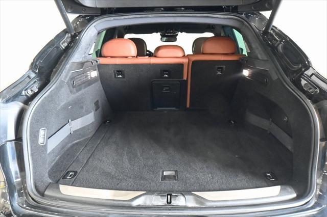 Photo of 2017 Rosso Rubino Mica Maserati Levante