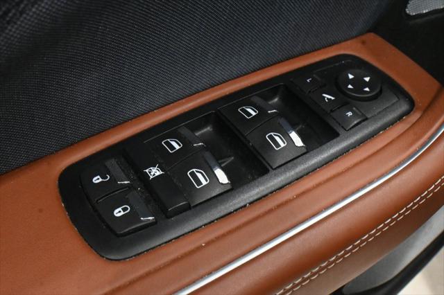 Photo of 2017 Rosso Rubino Mica Maserati Levante