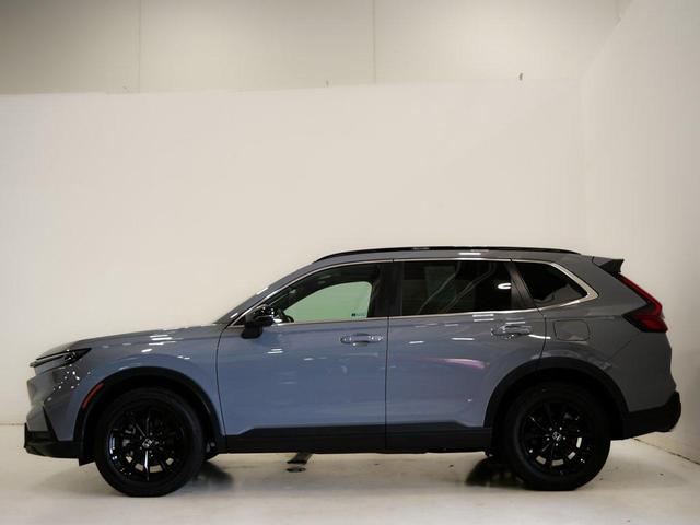 Photo of 2024 Urban Gray Pearl Honda CR-V Hybrid