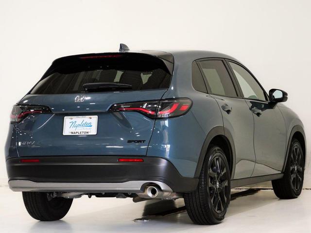 Photo of 2024 Green Honda HR-V