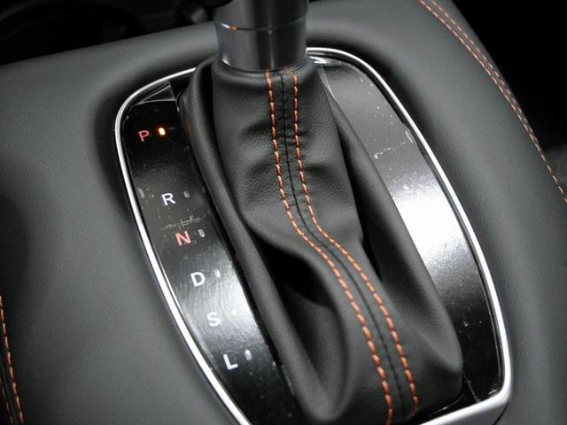 Photo of 2026 Platinum White Pearl Honda HR-V