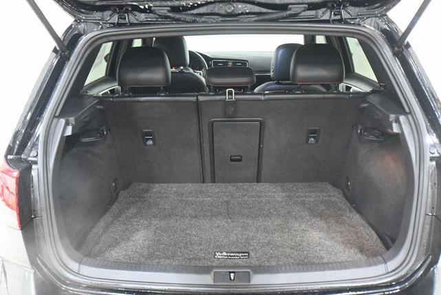 Photo of 2019 Deep Black Pearl Volkswagen Golf GTI