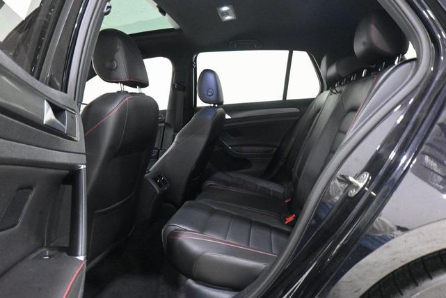 Photo of 2019 Deep Black Pearl Volkswagen Golf GTI