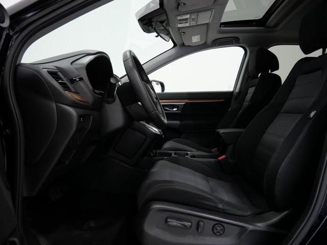 Photo of 2022 Crystal Black Pearl Honda CR-V