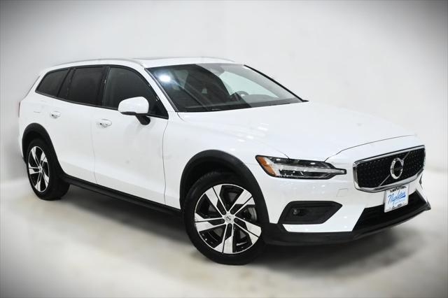 2021 Volvo V60 Cross Country