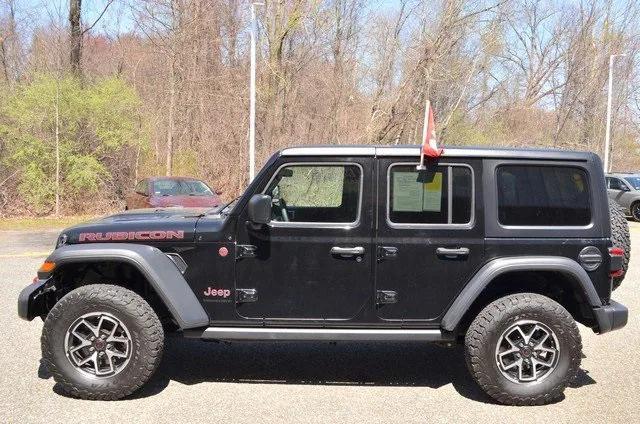 Photo of 2024 Black Clearcoat Jeep Wrangler