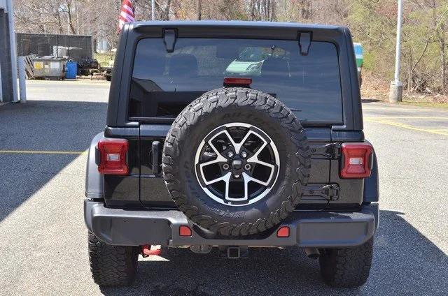 Photo of 2024 Black Clearcoat Jeep Wrangler