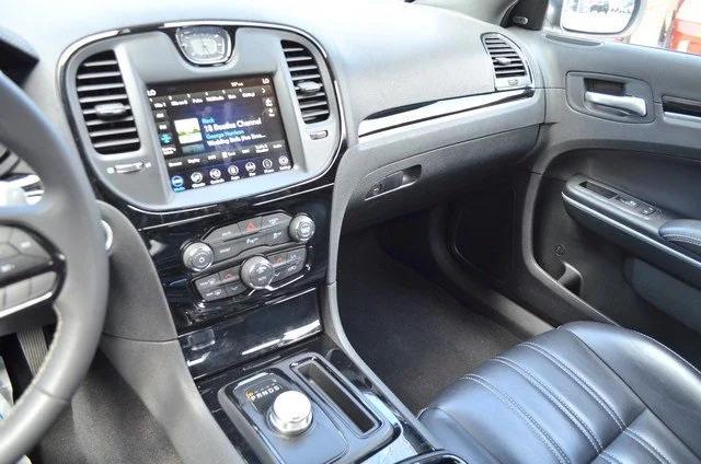 Photo of 2023 Bright White Chrysler 300